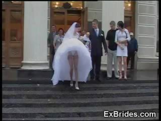 Amatör bruden ung kvinna gf fönstertittare utomhus nudism exgf hustru lolly pop- bröllop docka offentlig verklig röv strumpbyxor nylon naken