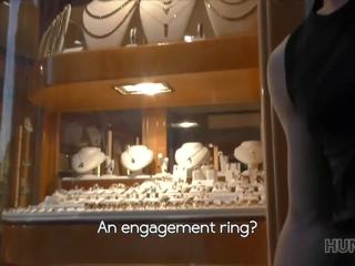 Hunt4k szex csipesz mert engagement gyűrű, ingyenes csákány fel hd xxx videó előadás 24